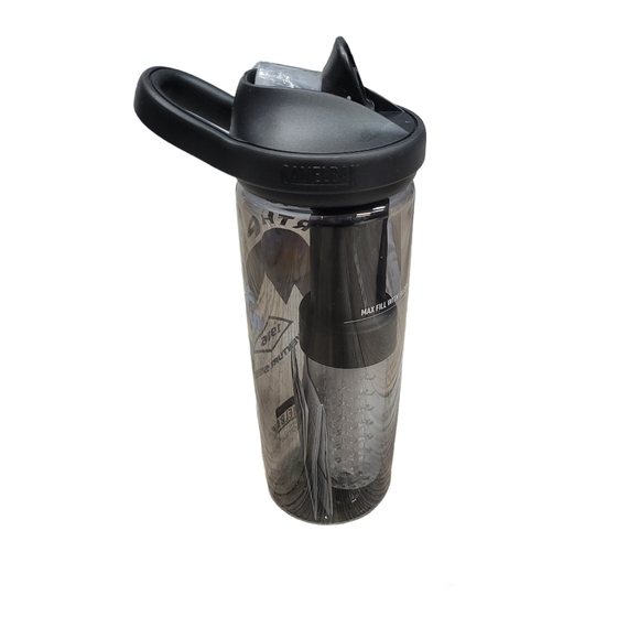 Camelbak with Life Straw and Tritan filter NEW 20 oz gray - Picture 8 of 9